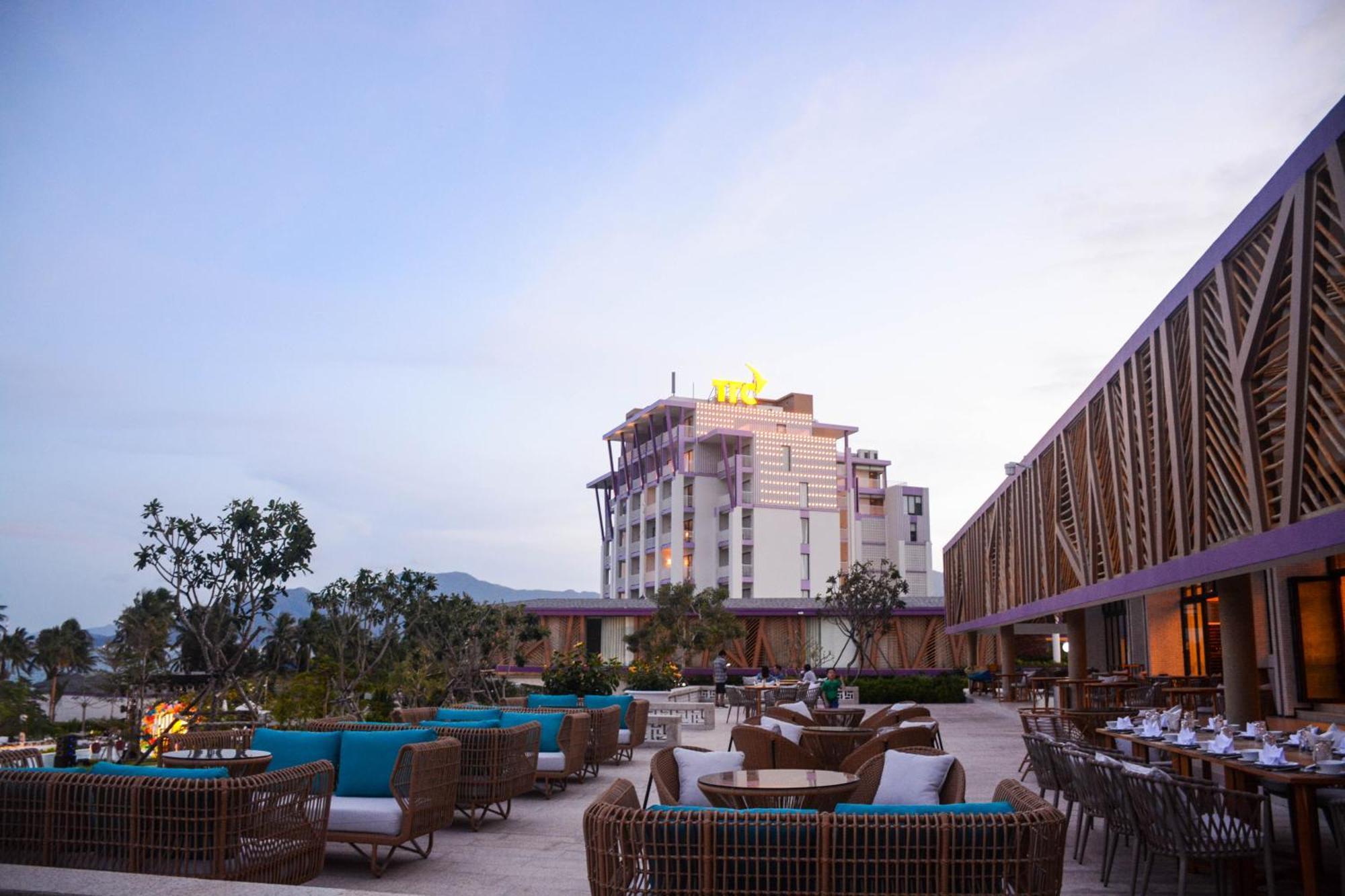 Ttc Van Phong Bay Resort - Himalaya Sauna & Steam Retreat Included Ninh Hoa Exterior foto